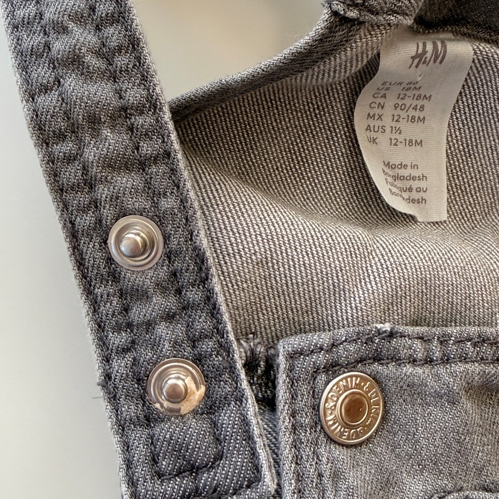 H&M Toddler Girl Gray Denim Overall Dress Size 18 Months - Picture 4 of 5